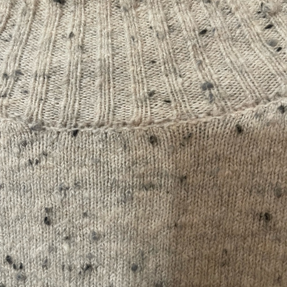DKNY Speckled Sweater Color Tan/beige Pre-loved - Picture 5 of 8
